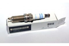 Свеча зажигания для CITROEN C3 II 1.2 VTi 82 2012-, код двигателя HMZ(EB2F), V см3 1199, кВт 60, л.с. 82, бензин, Peugeot-CITROEN 5960L0